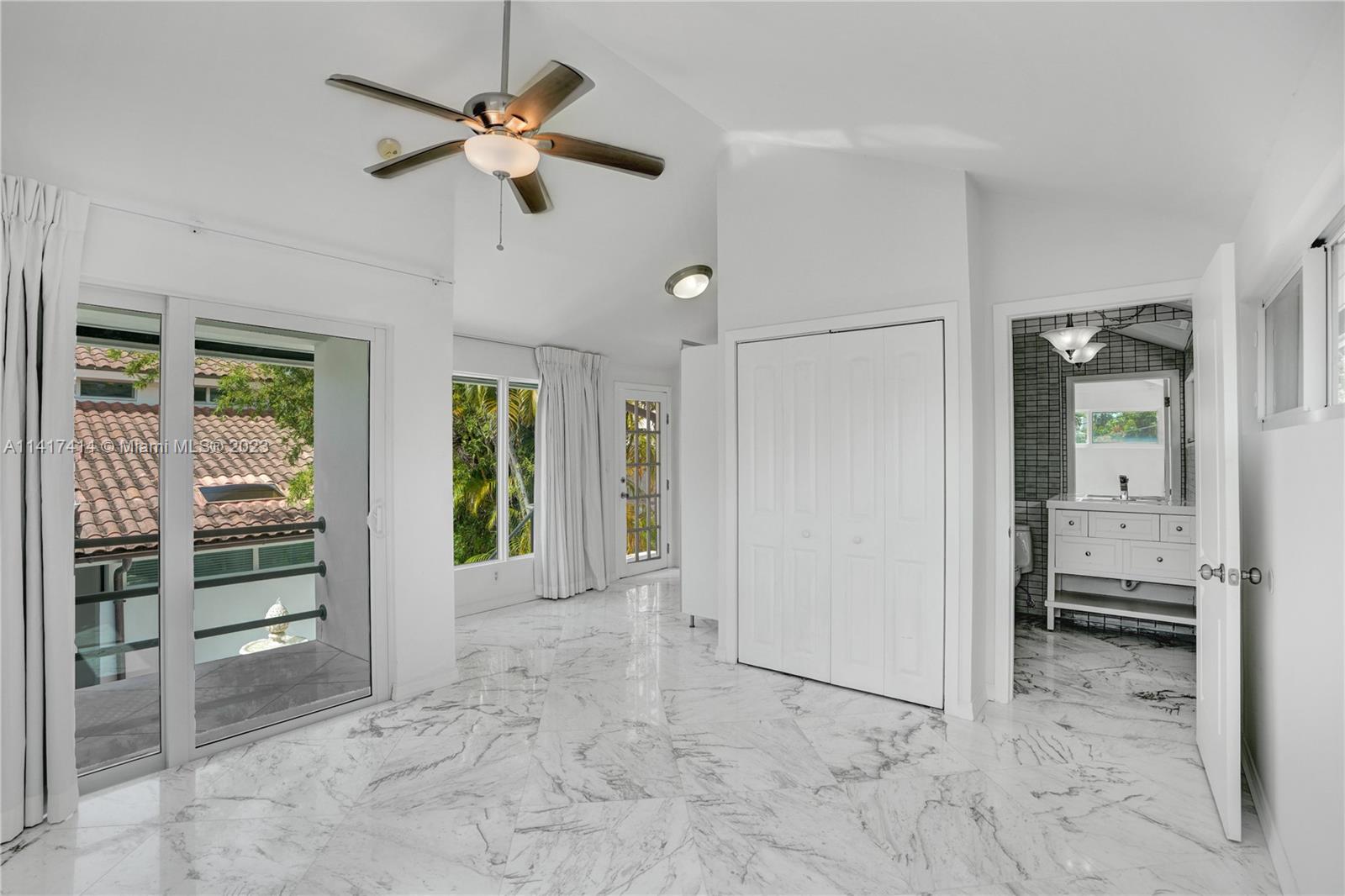 ISLE OF NORMANDY MIAMI VI - Residential