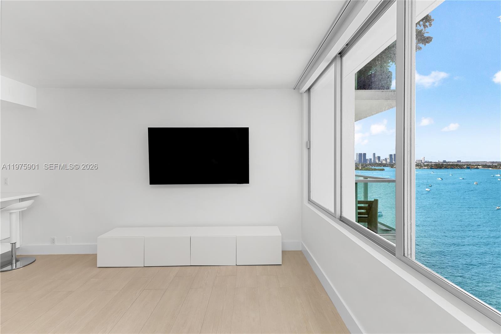 MIRADOR 1000 CONDO - Residential Lease