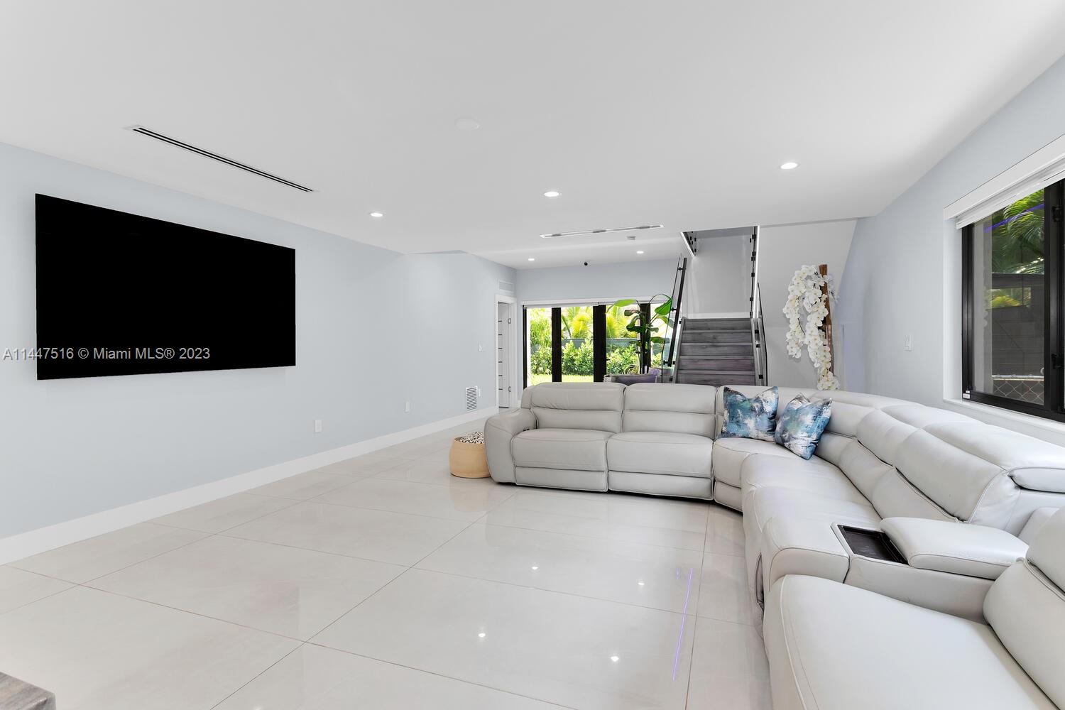 DE GARMO-ROBERTS TRACT - Residential