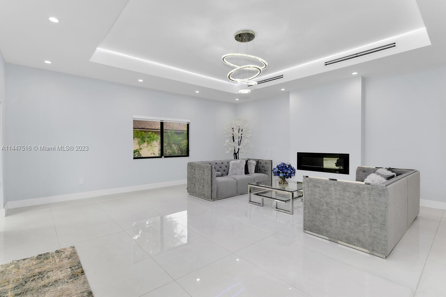 DE GARMO-ROBERTS TRACT - Residential