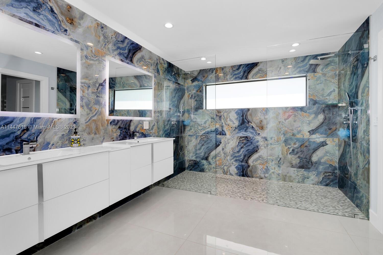 DE GARMO-ROBERTS TRACT - Residential