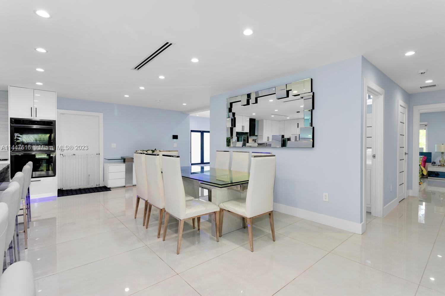 DE GARMO-ROBERTS TRACT - Residential