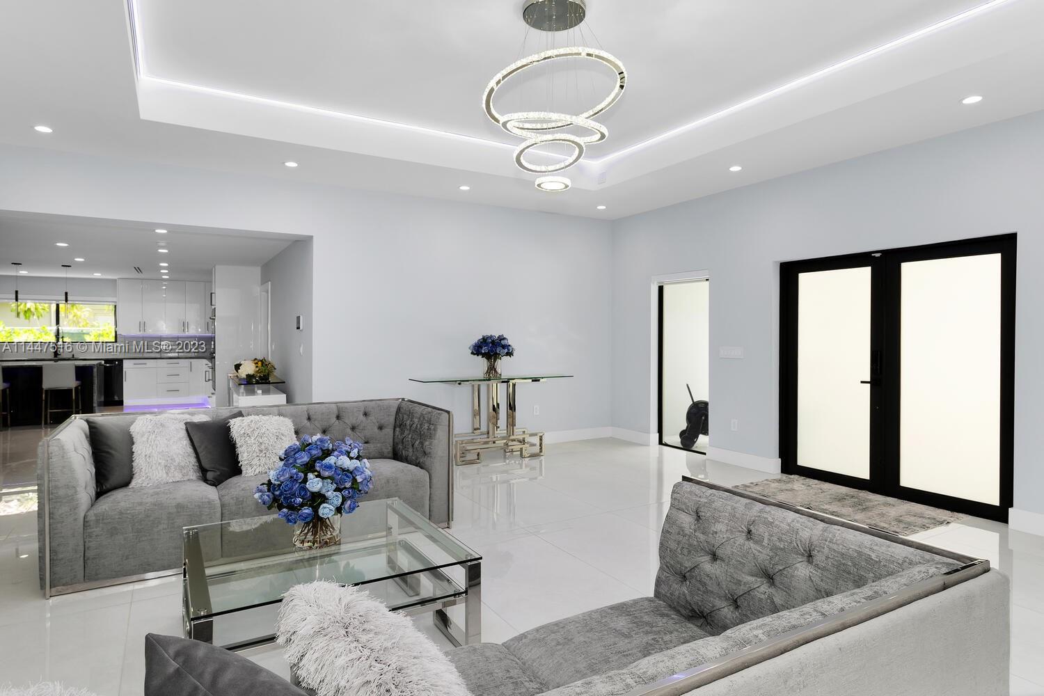 DE GARMO-ROBERTS TRACT - Residential