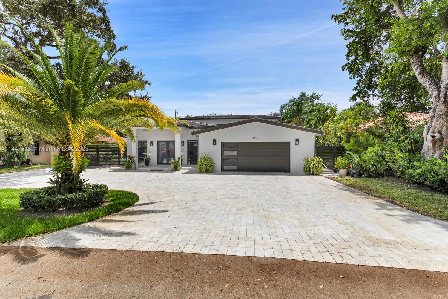 DE GARMO-ROBERTS TRACT - Residential