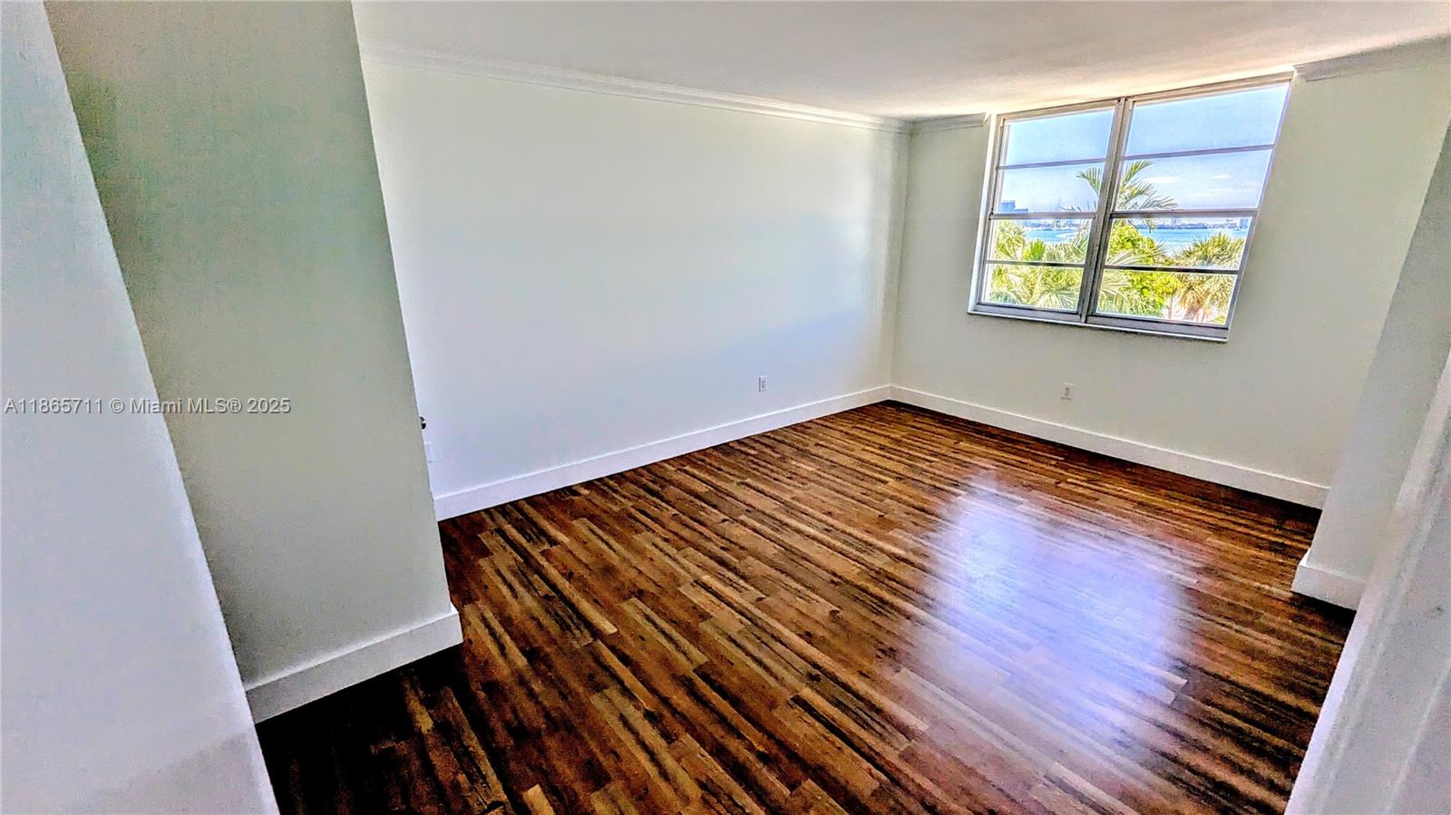 ARLEN HOUSE CONDO - Residential