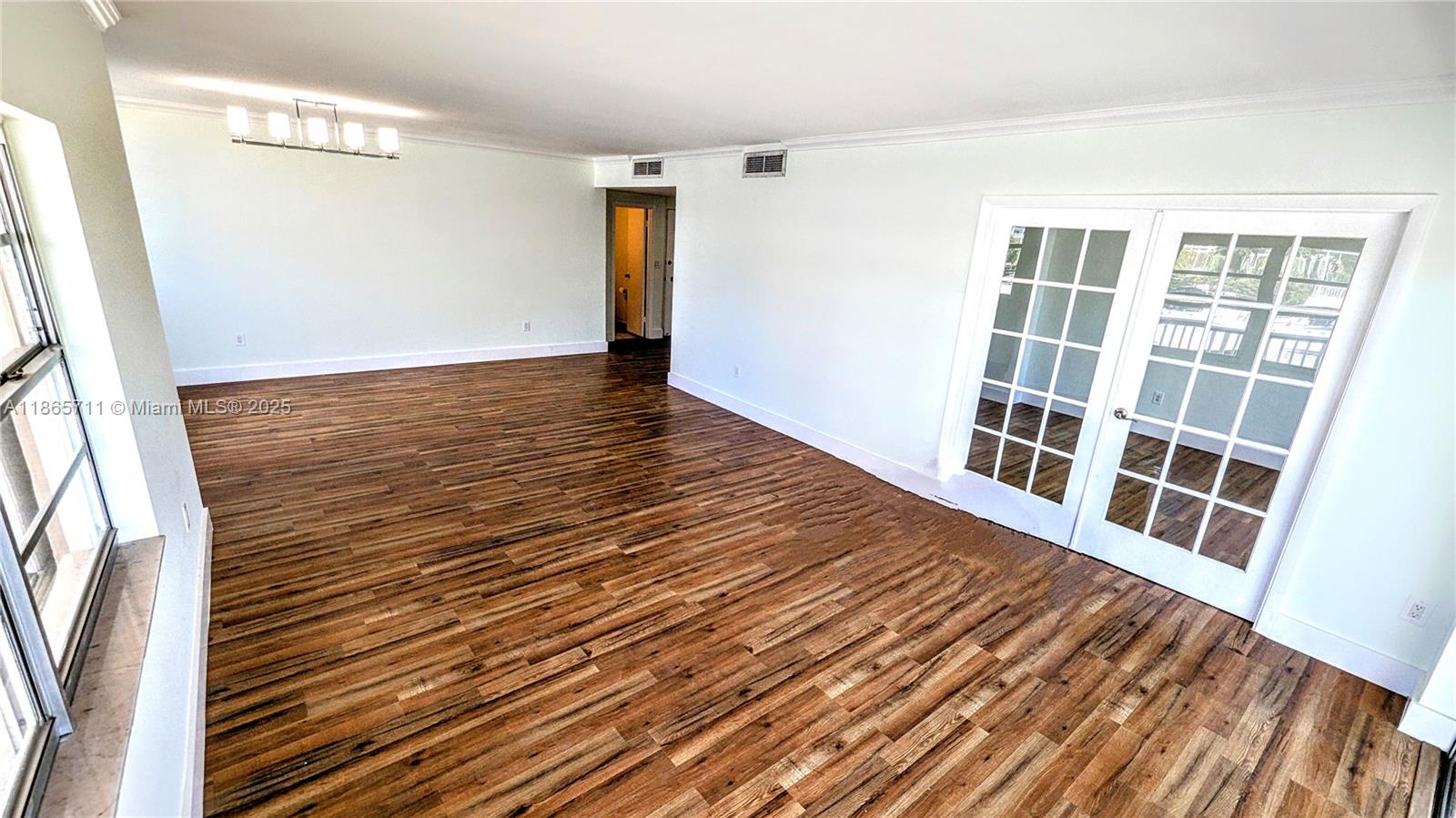 ARLEN HOUSE CONDO - Residential