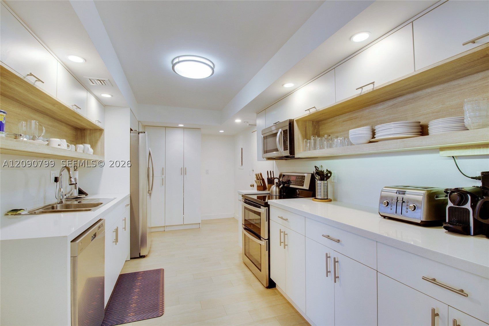 1111 Crandon Blvd B606