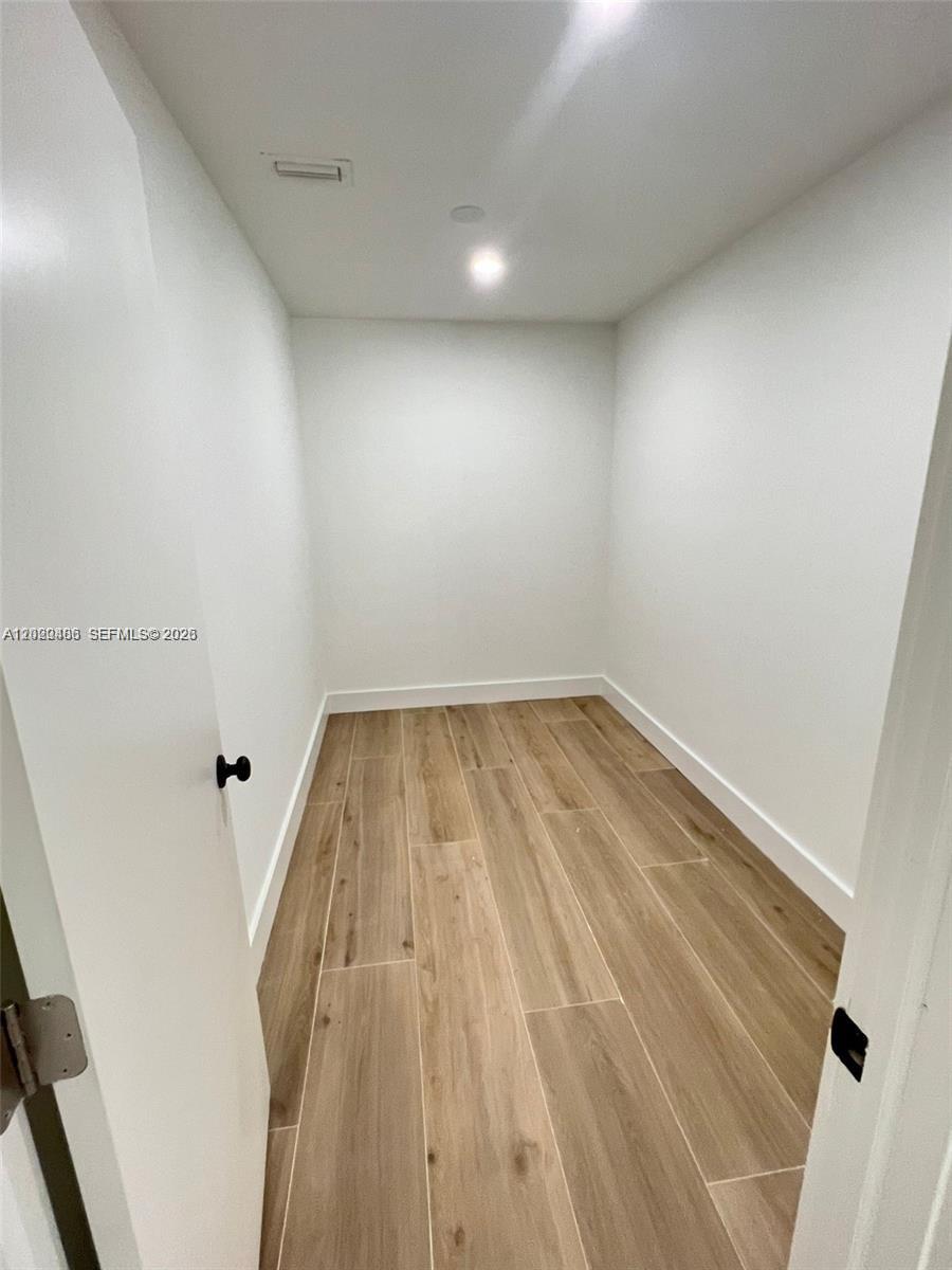 MAPLEWOOD - Residential