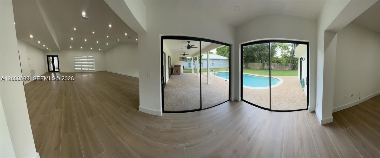 MAPLEWOOD - Residential
