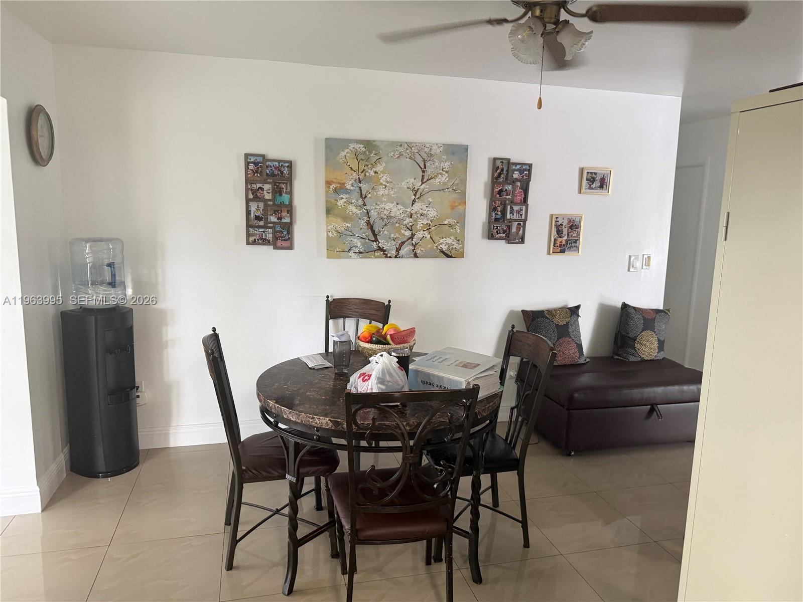 WINSTON PARK UNIT TWO - Residential