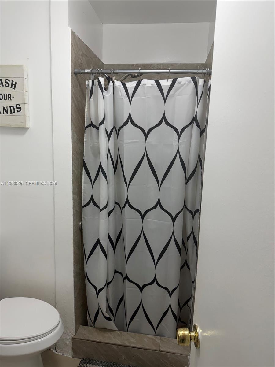 WINSTON PARK UNIT TWO - Residential