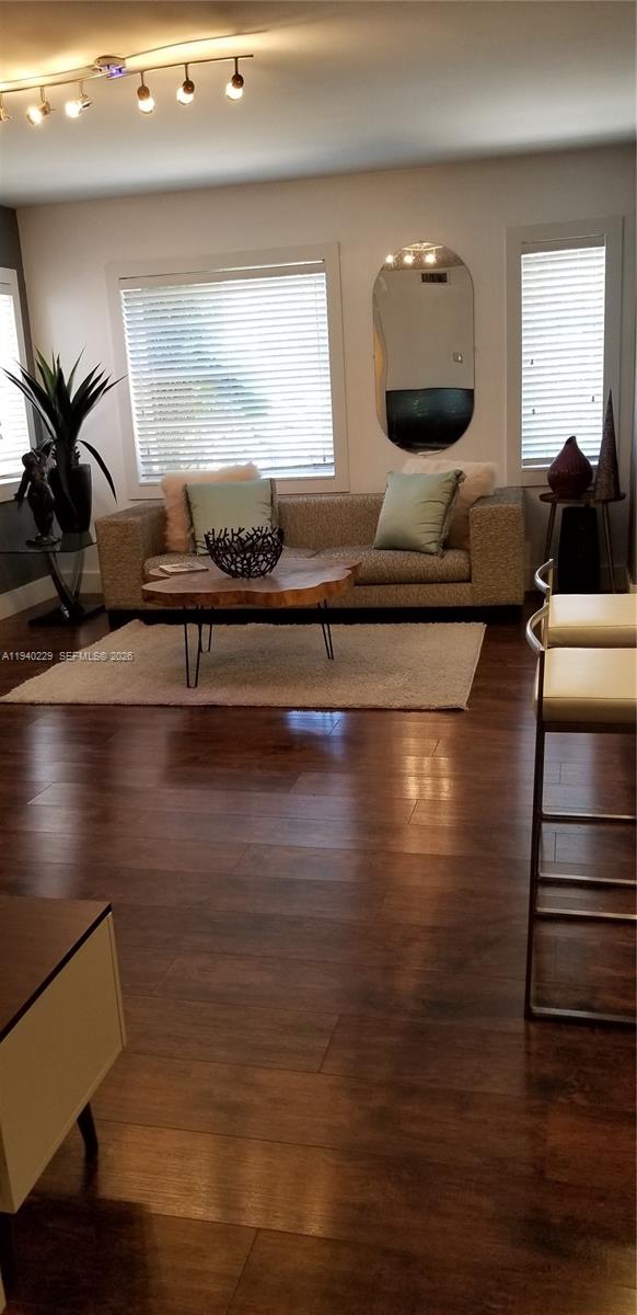 EVERGLADES SOUTH CONDO - Residential