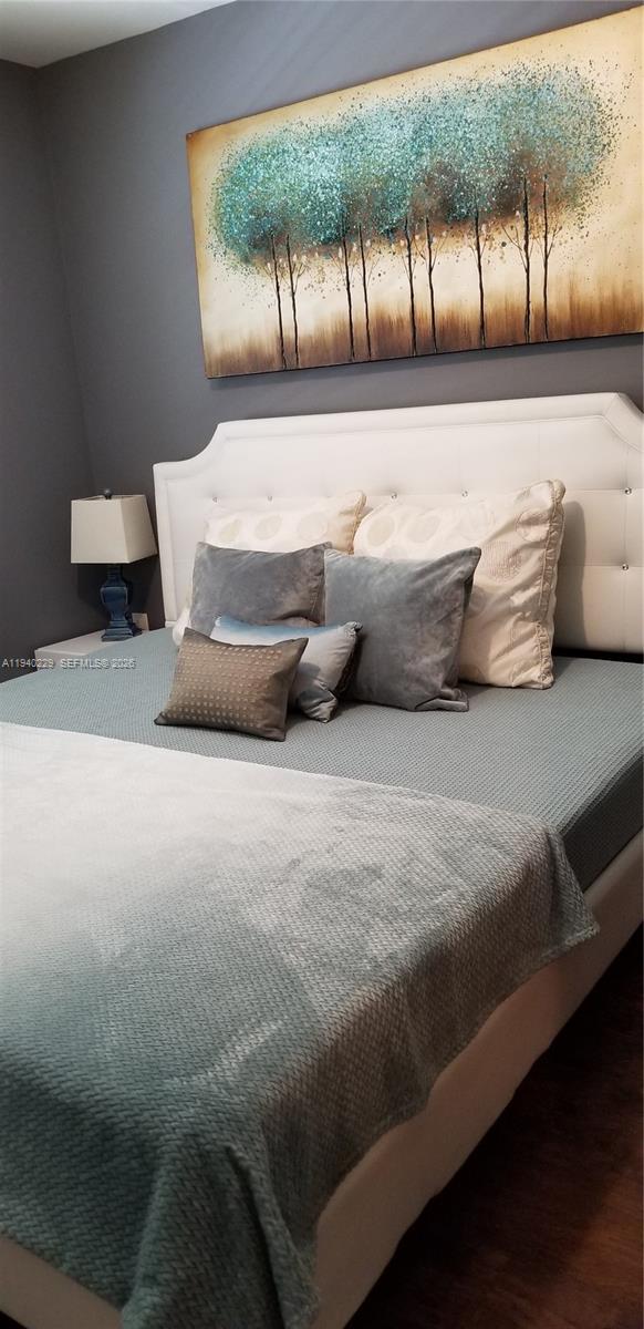 EVERGLADES SOUTH CONDO - Residential