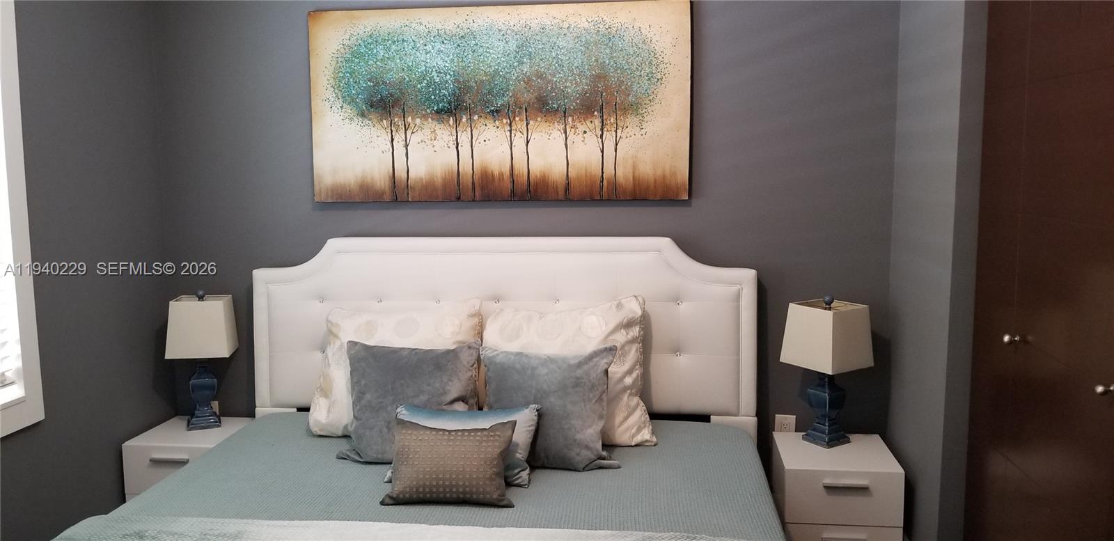 EVERGLADES SOUTH CONDO - Residential