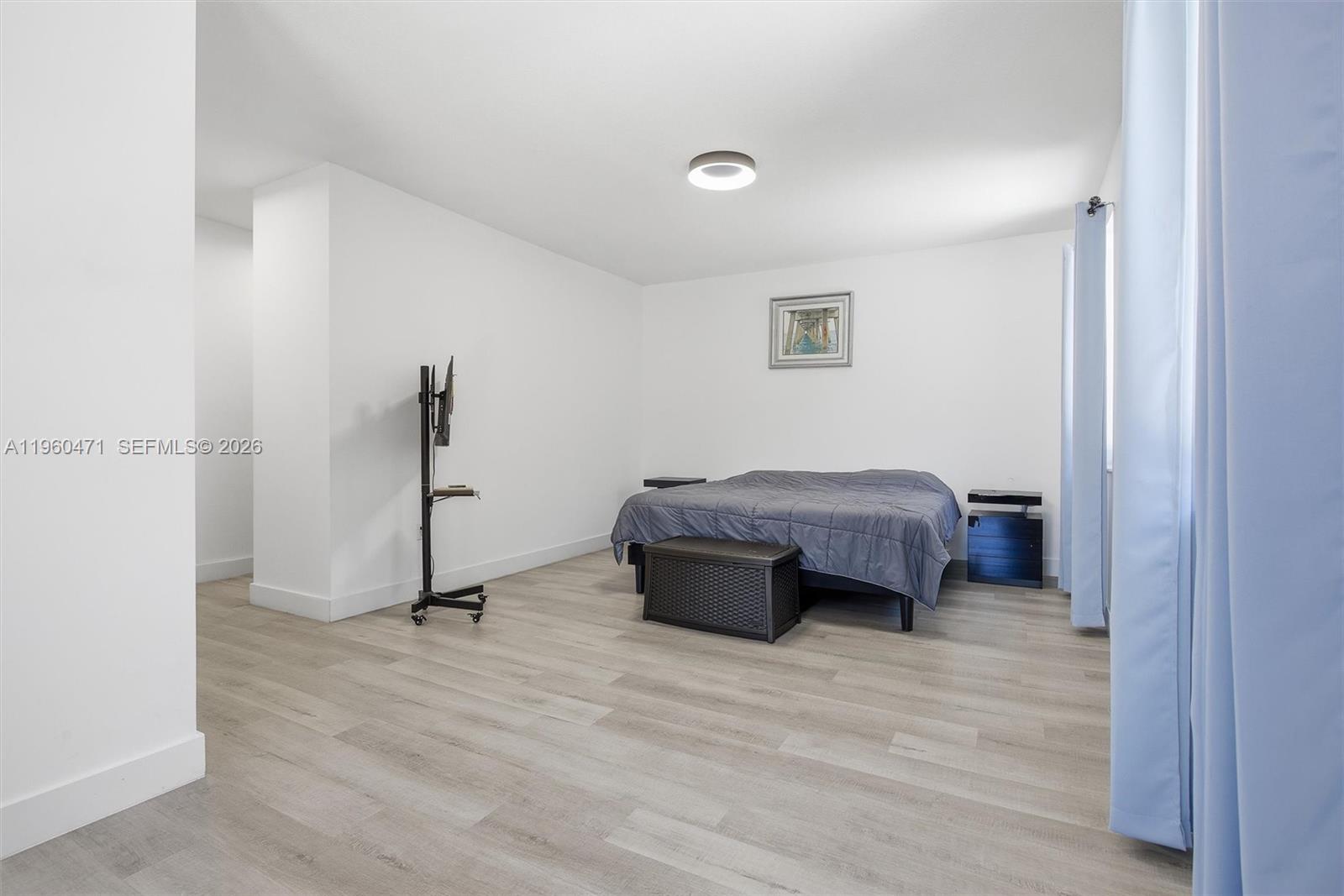 VANESSAS PLACE - Residential