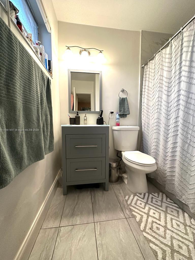 MIDLAND 1ST ADD 40-13B - Residential Lease