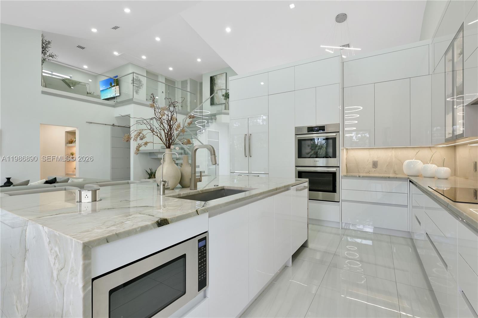 LEXINGTON HOMES ESTATES - Residential