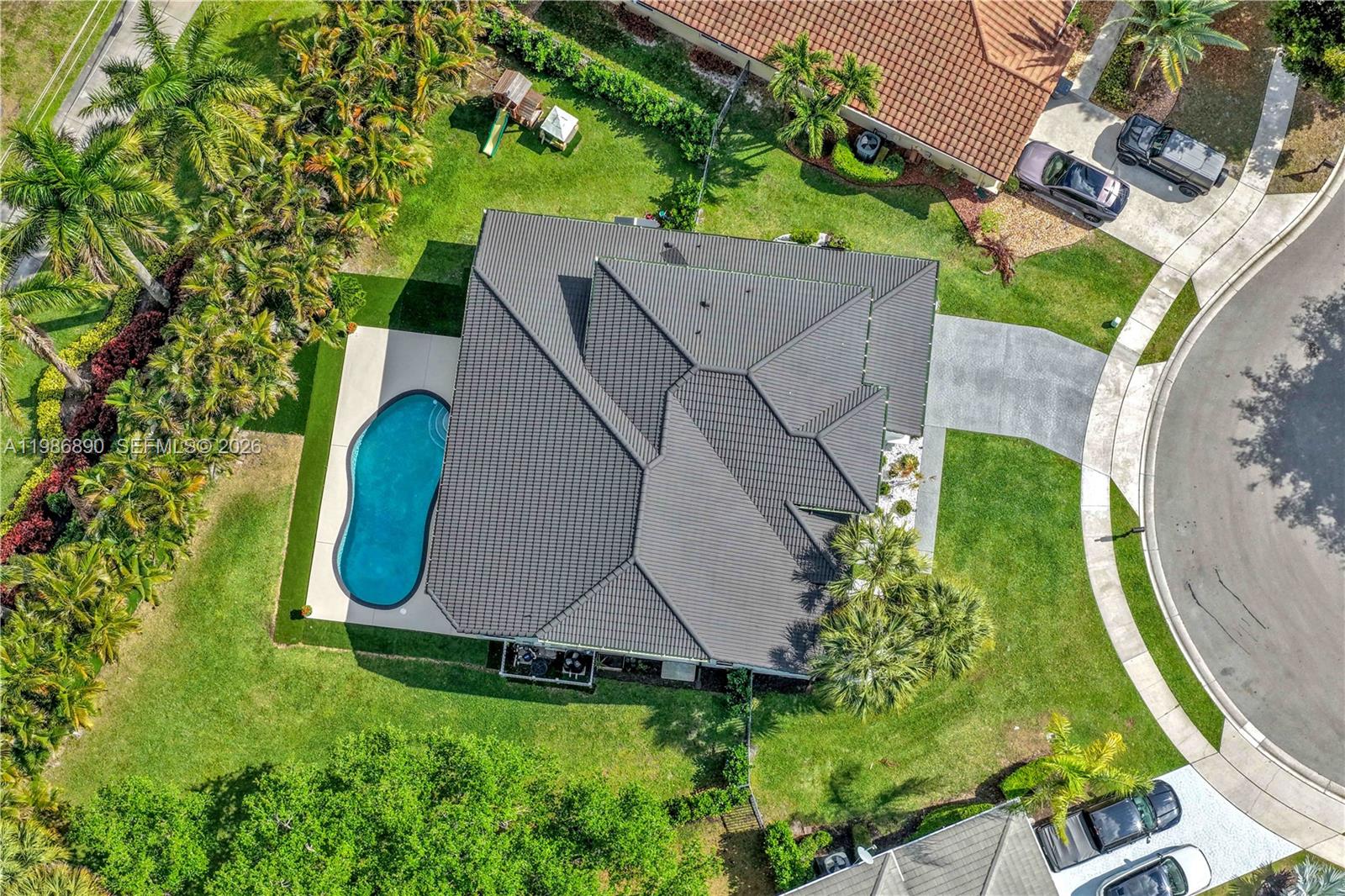 LEXINGTON HOMES ESTATES - Residential