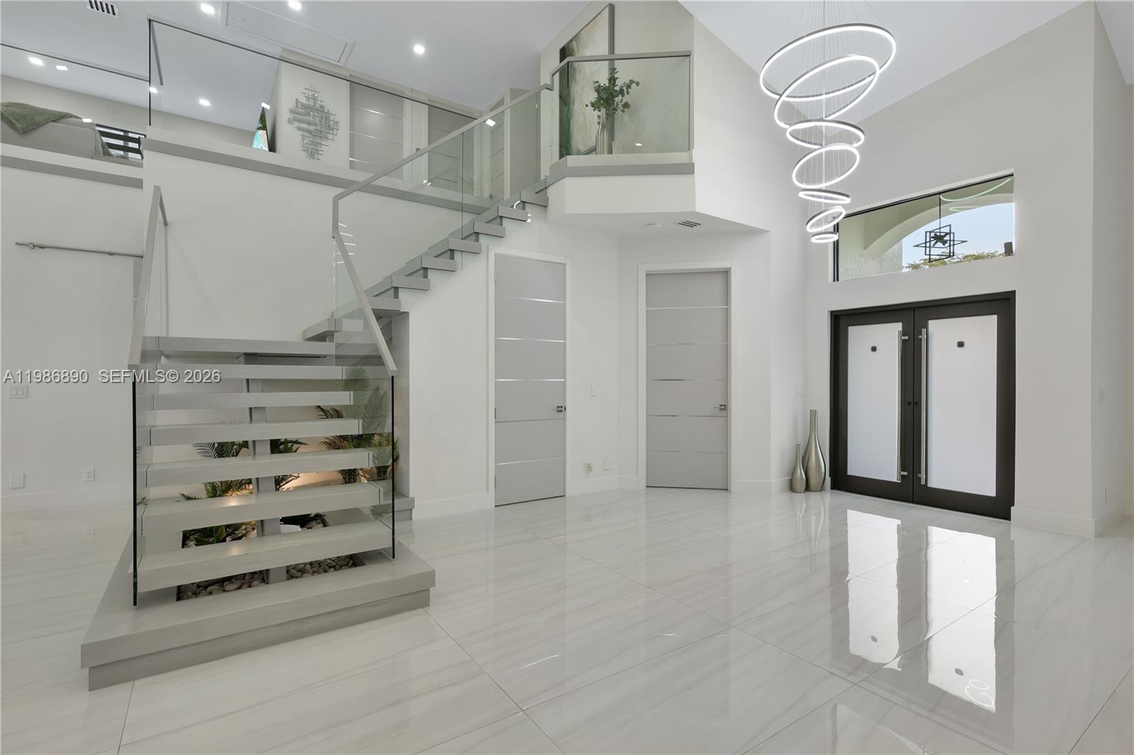 LEXINGTON HOMES ESTATES - Residential