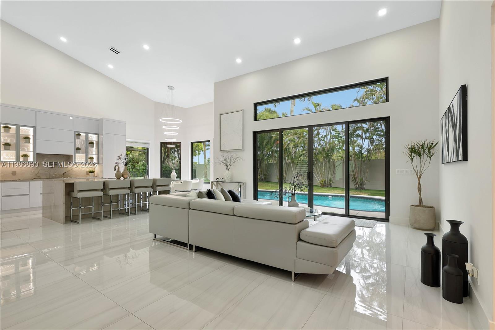 LEXINGTON HOMES ESTATES - Residential