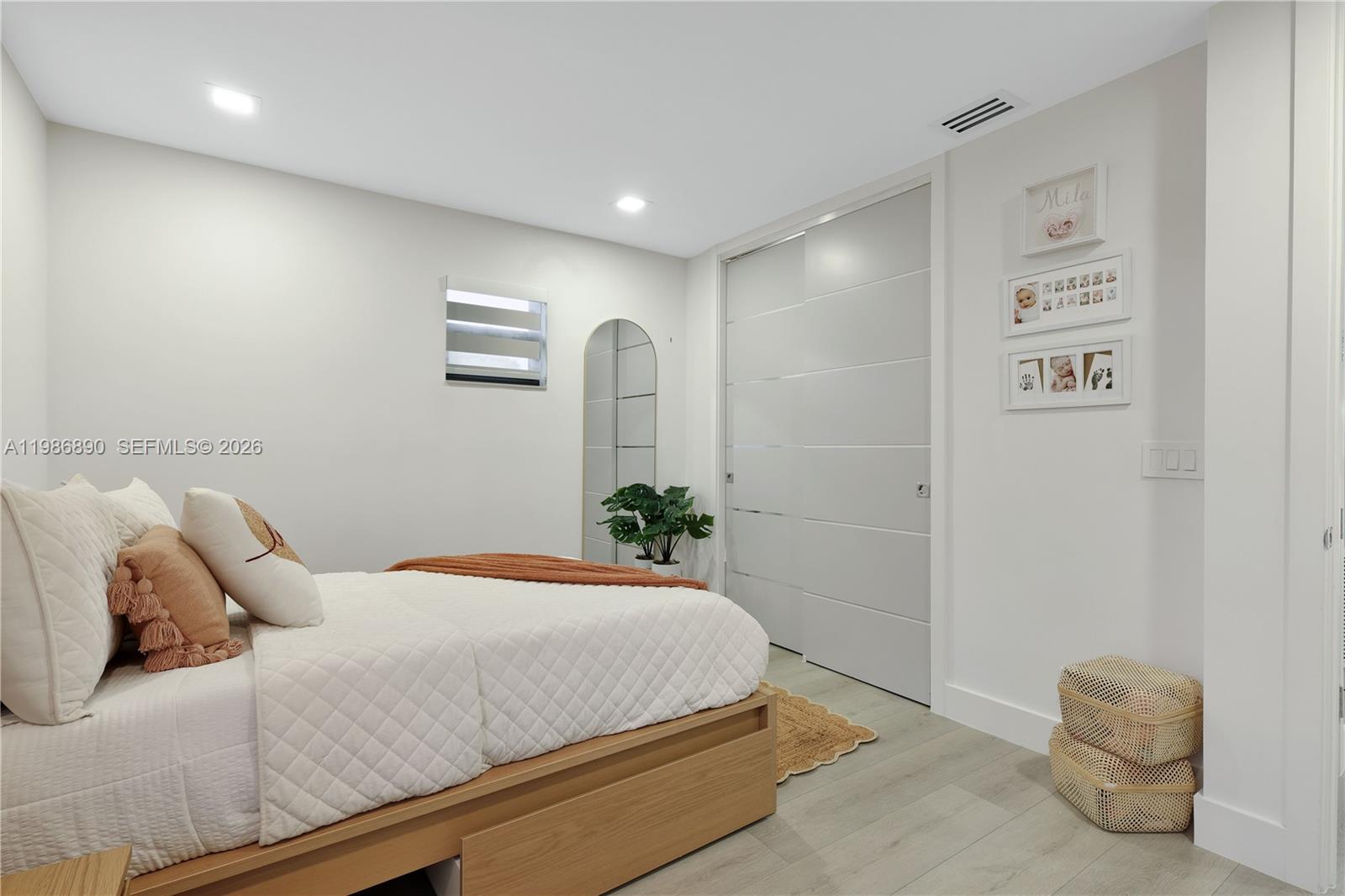 LEXINGTON HOMES ESTATES - Residential