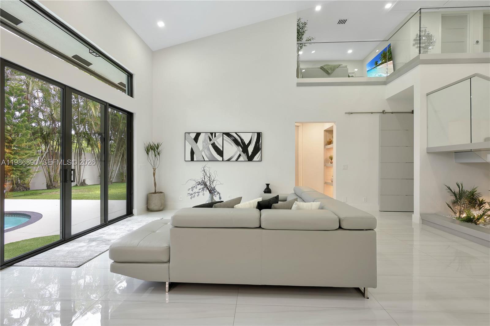 LEXINGTON HOMES ESTATES - Residential