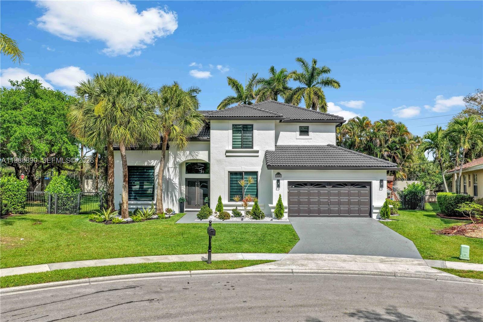 LEXINGTON HOMES ESTATES - Residential