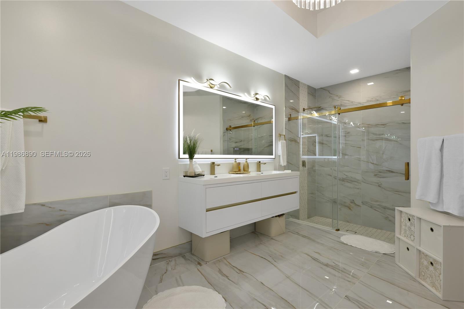 LEXINGTON HOMES ESTATES - Residential