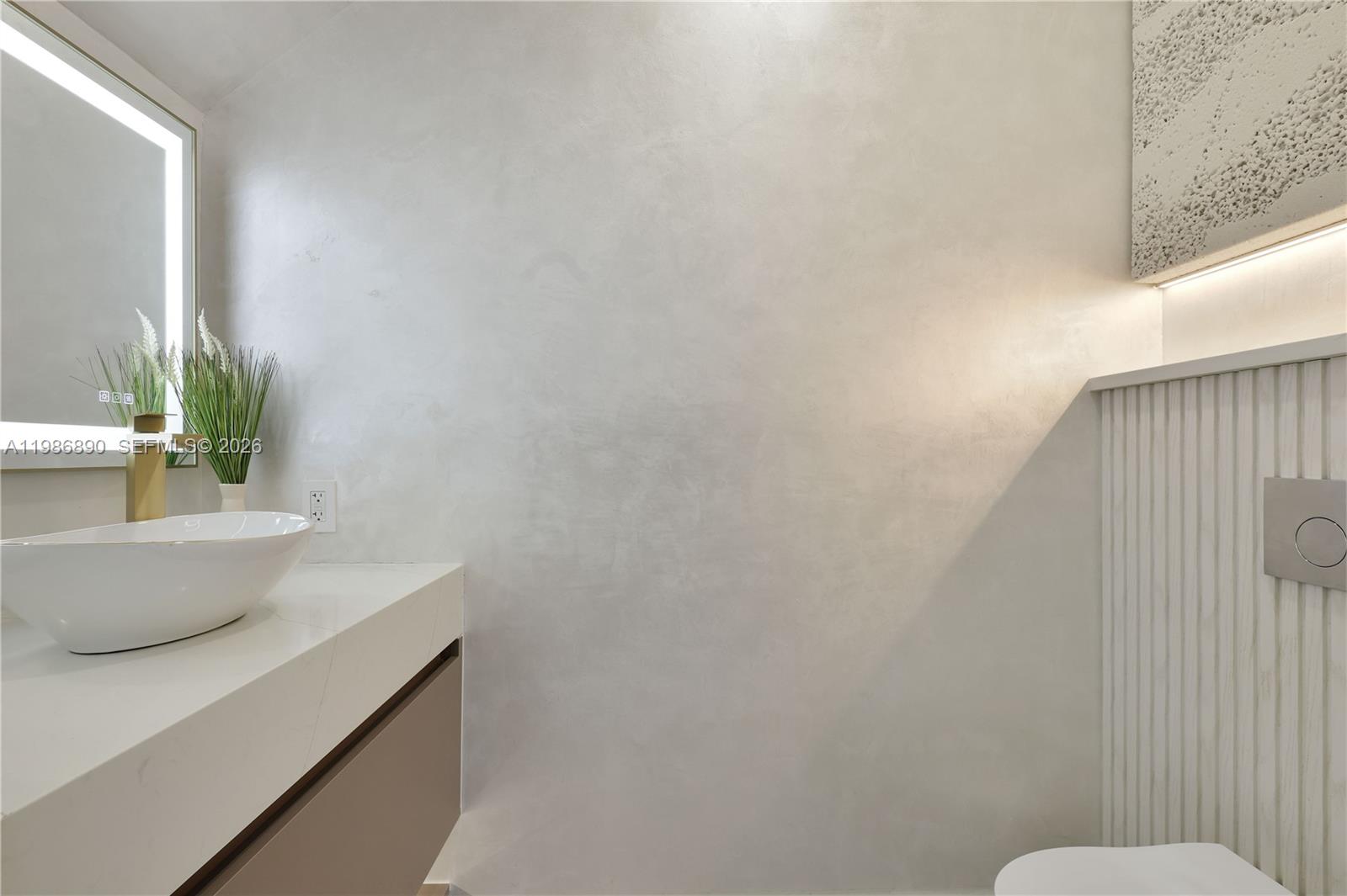 LEXINGTON HOMES ESTATES - Residential