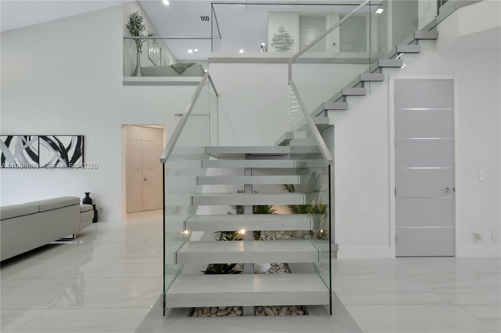 LEXINGTON HOMES ESTATES - Residential