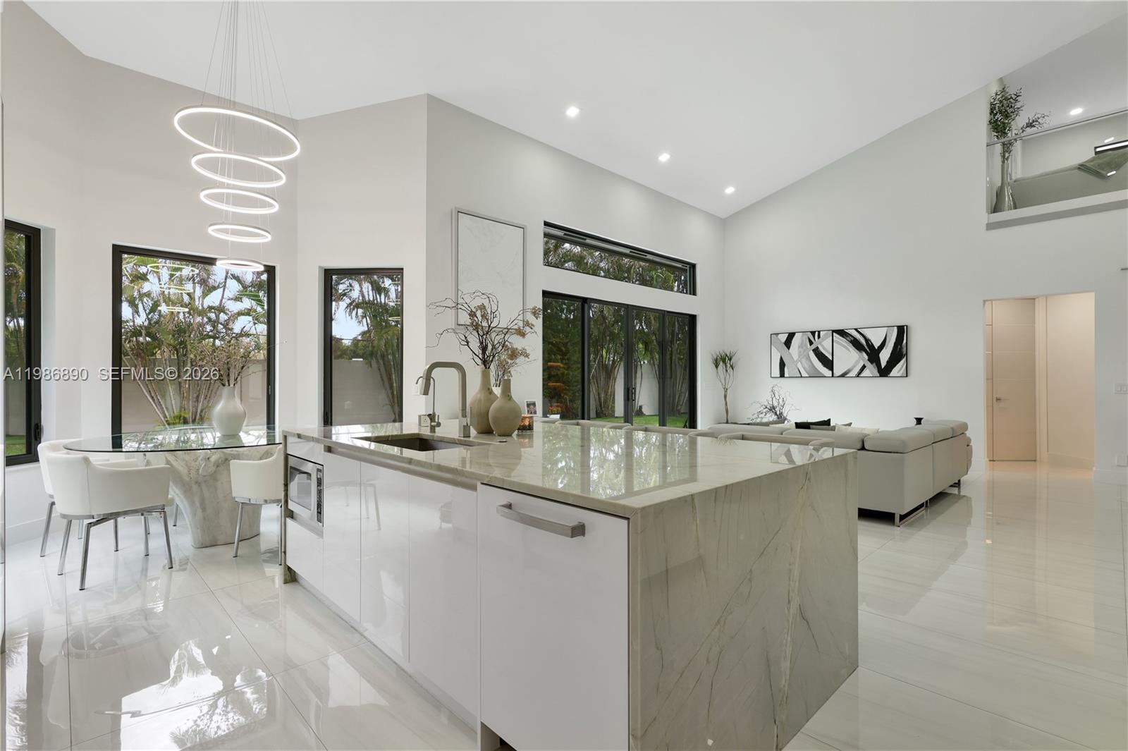 LEXINGTON HOMES ESTATES - Residential