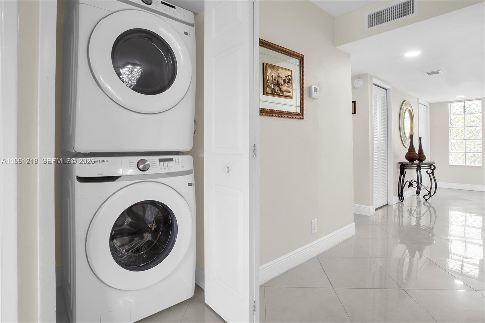 GARDENS AT BONAVENTURE 11 - Residential