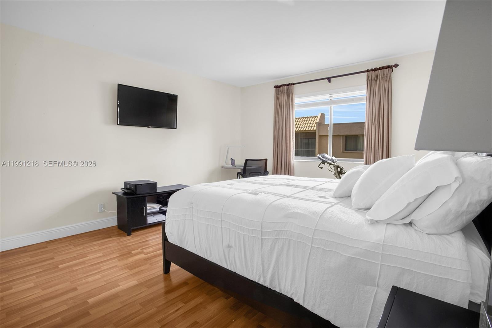 GARDENS AT BONAVENTURE 11 - Residential