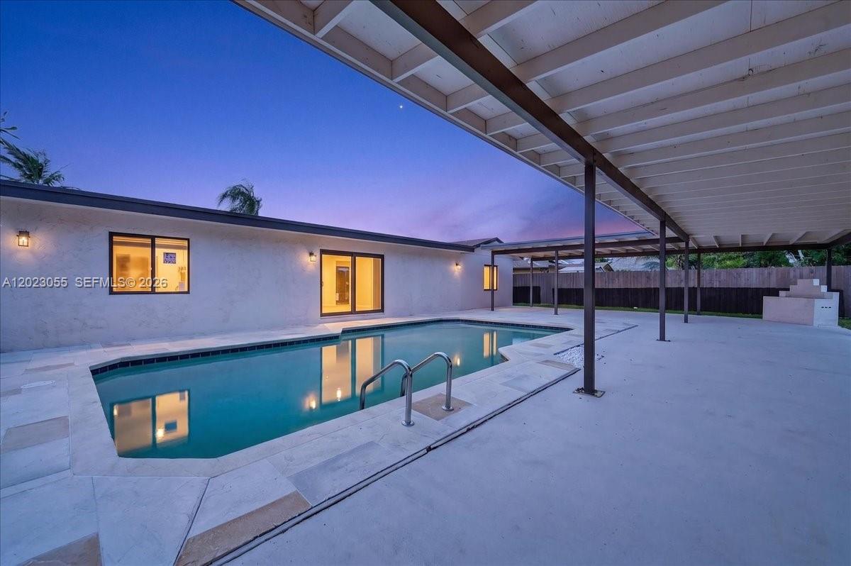 PALM AIRE VILLAGE - Residential