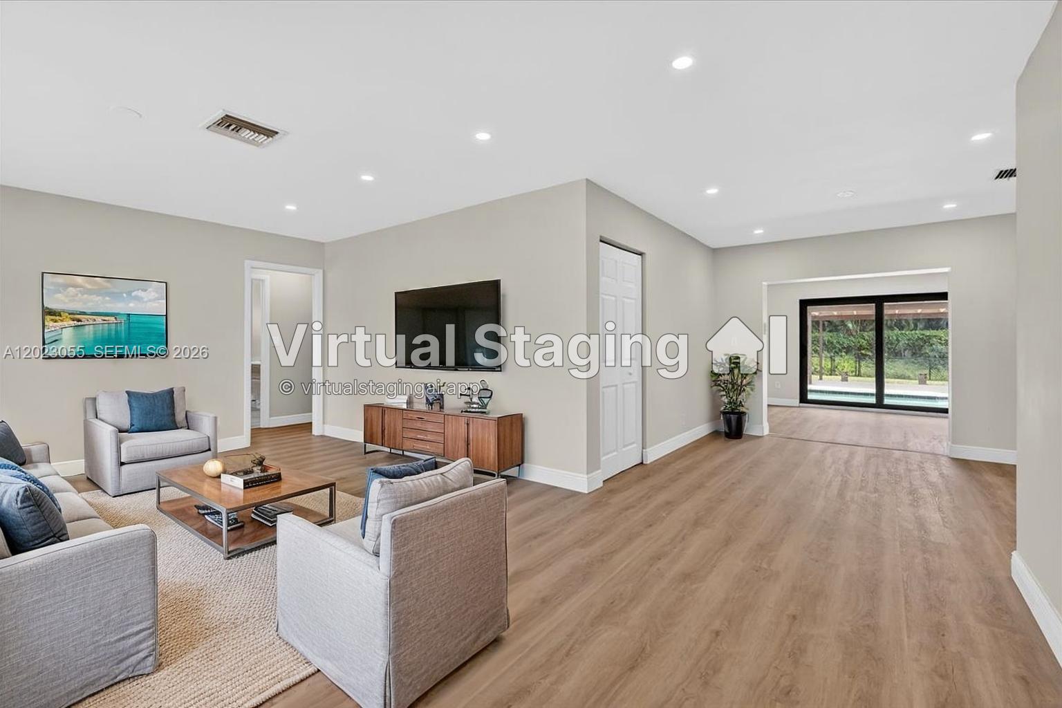 PALM AIRE VILLAGE - Residential