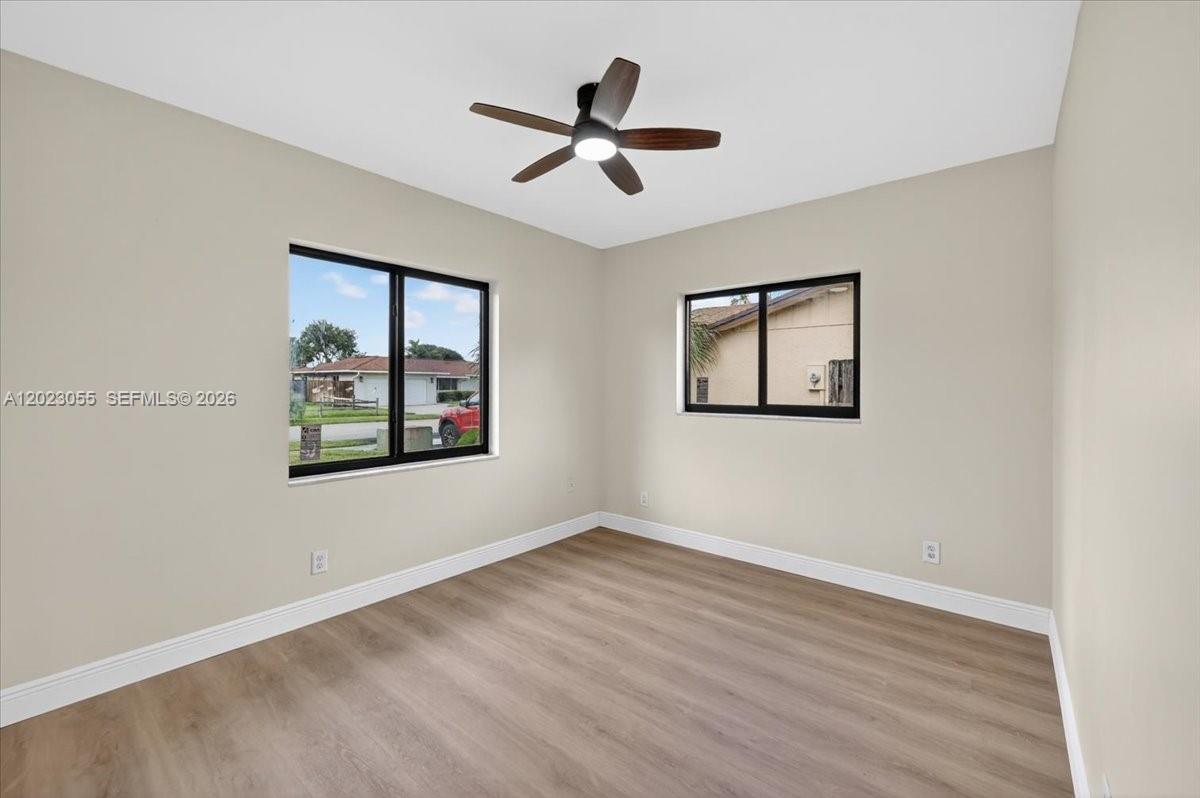 PALM AIRE VILLAGE - Residential