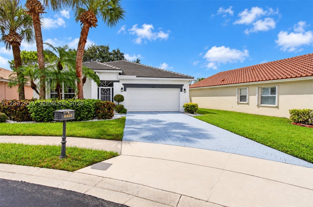 Photo of 6423 Pebble Creek Way, Boynton Beach, FL 33437 (MLS # A12092917)