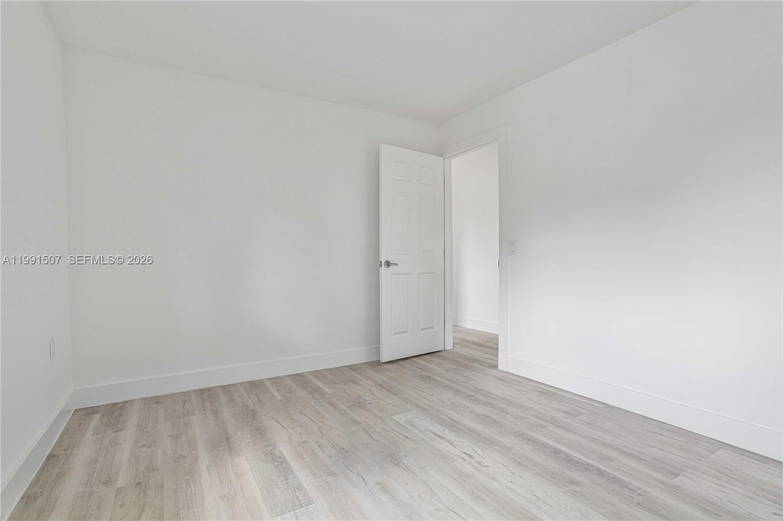 PLAYLAND ISLES - Residential