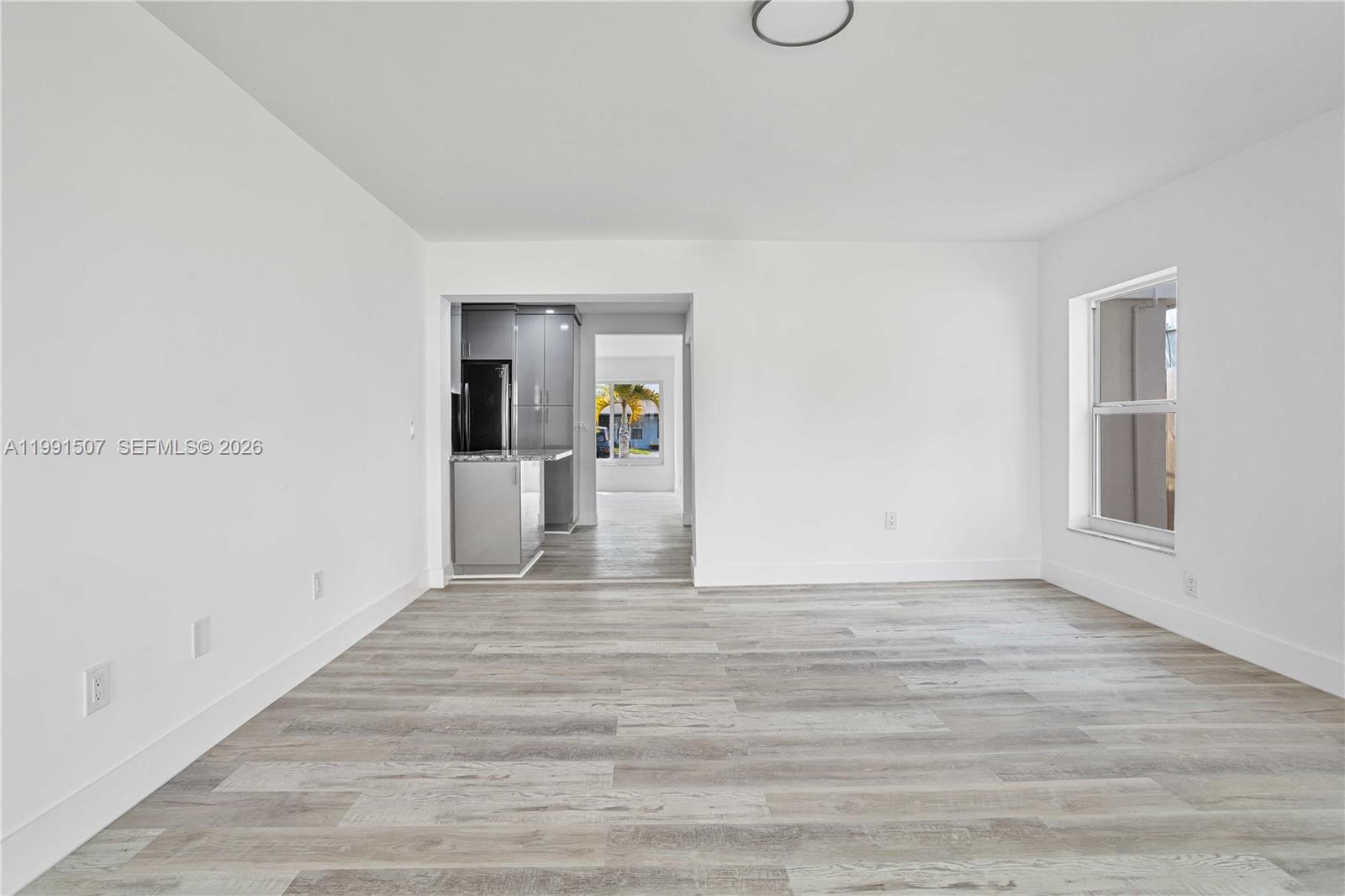 PLAYLAND ISLES - Residential