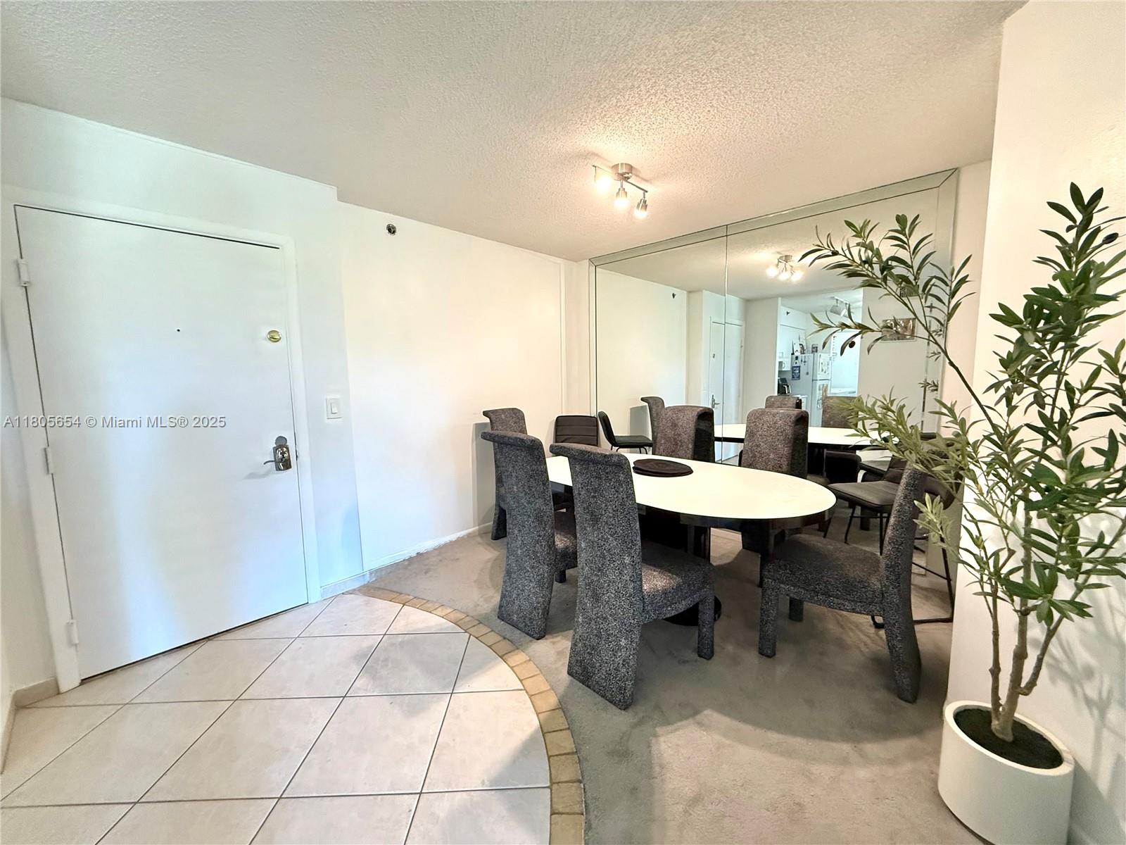 19701 E Country Club Dr 5405