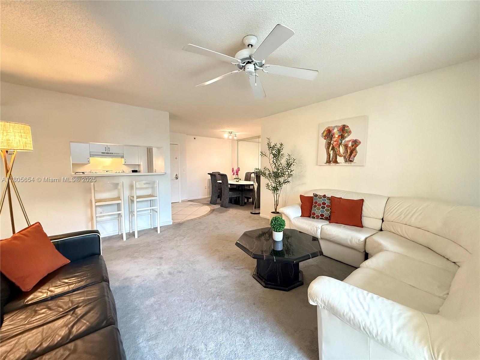 Rental Property at 19701 E Country Club Dr 5405, Aventura, Miami-Dade County, Florida - Bedrooms: 1 
Bathrooms: 1  - $2,450 MO.