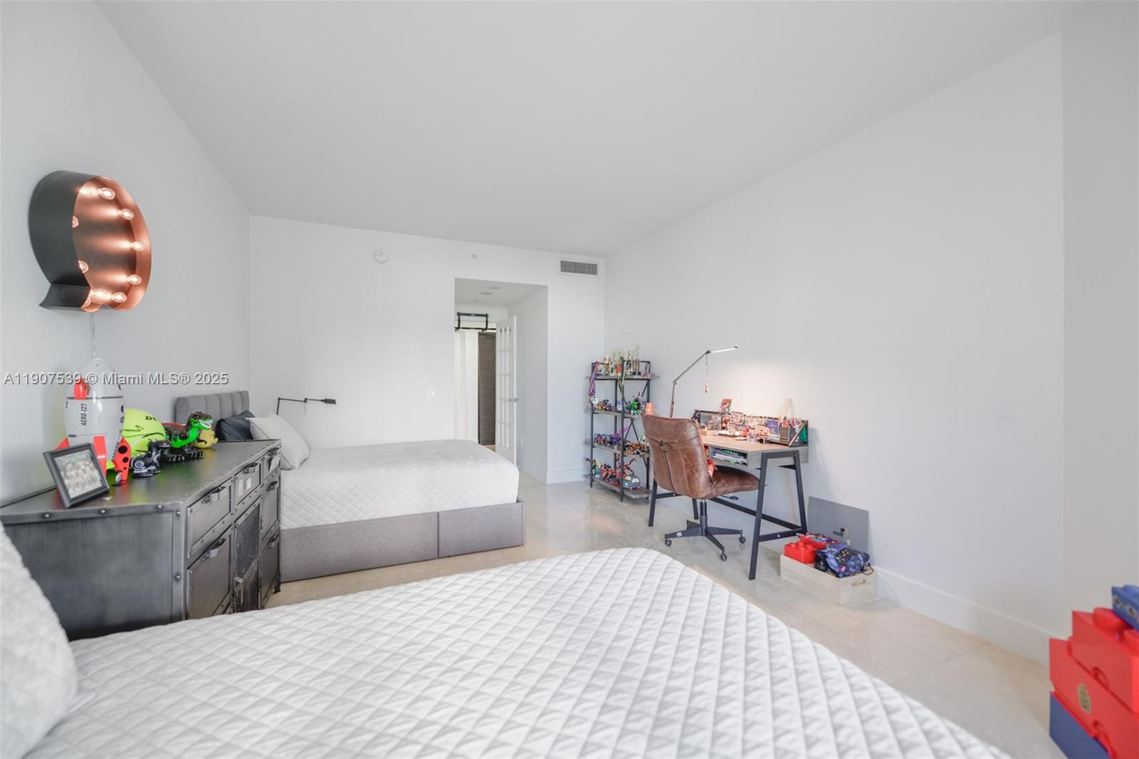 ATLANTIC III AT THE POINT - Residential