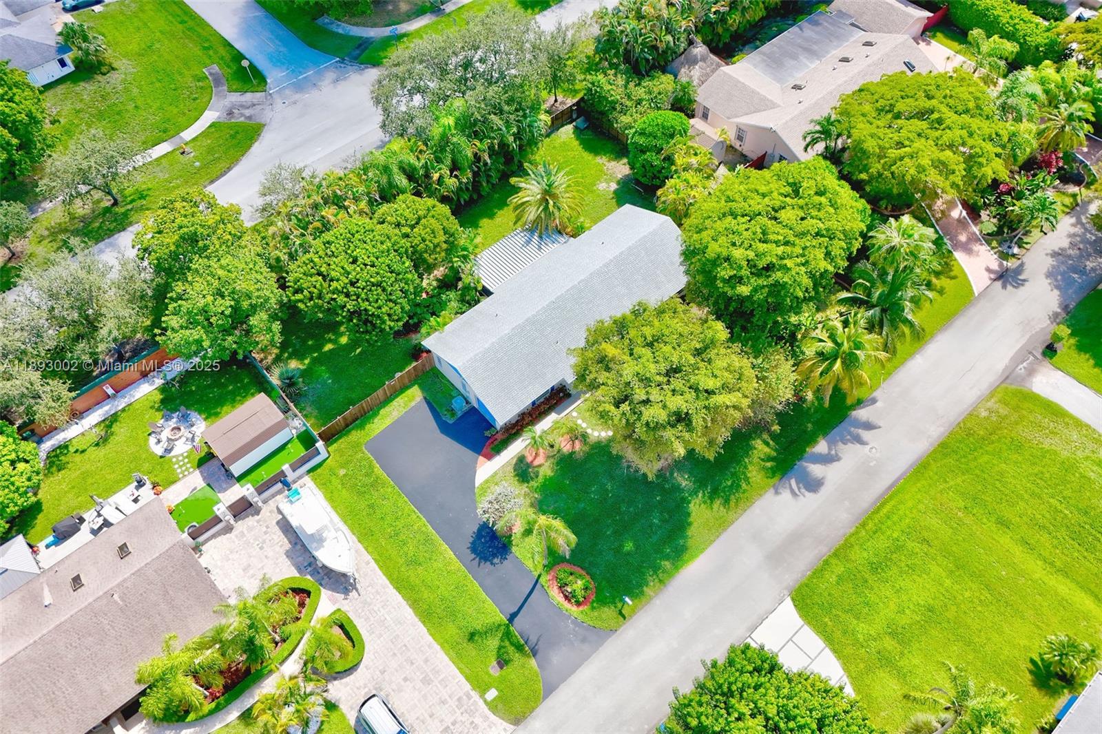 SECTION 21 BEL-AIRE - Residential