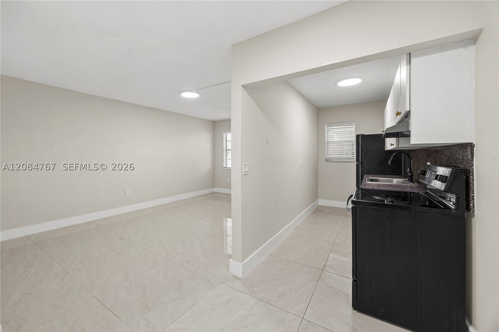 Photo of 1720 Cleveland St #111W, Hollywood, FL 33020 (MLS # A12084767)