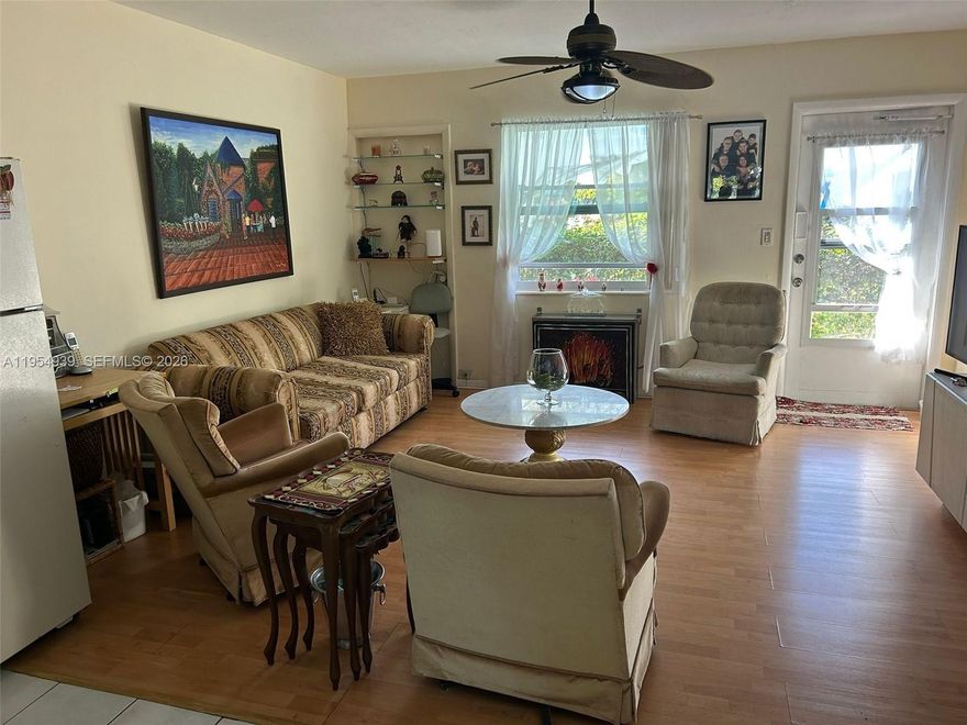 OPPORTUNITY KNOCKS! 1BA/1BA IN NORTH MIAMI AREA. 
QUIET 55+ COMMUNITY W/ HEATED POOL. 
LOW HOA! CALL LA TODAY TO SCHEDULE A PRIVATE SHOWING