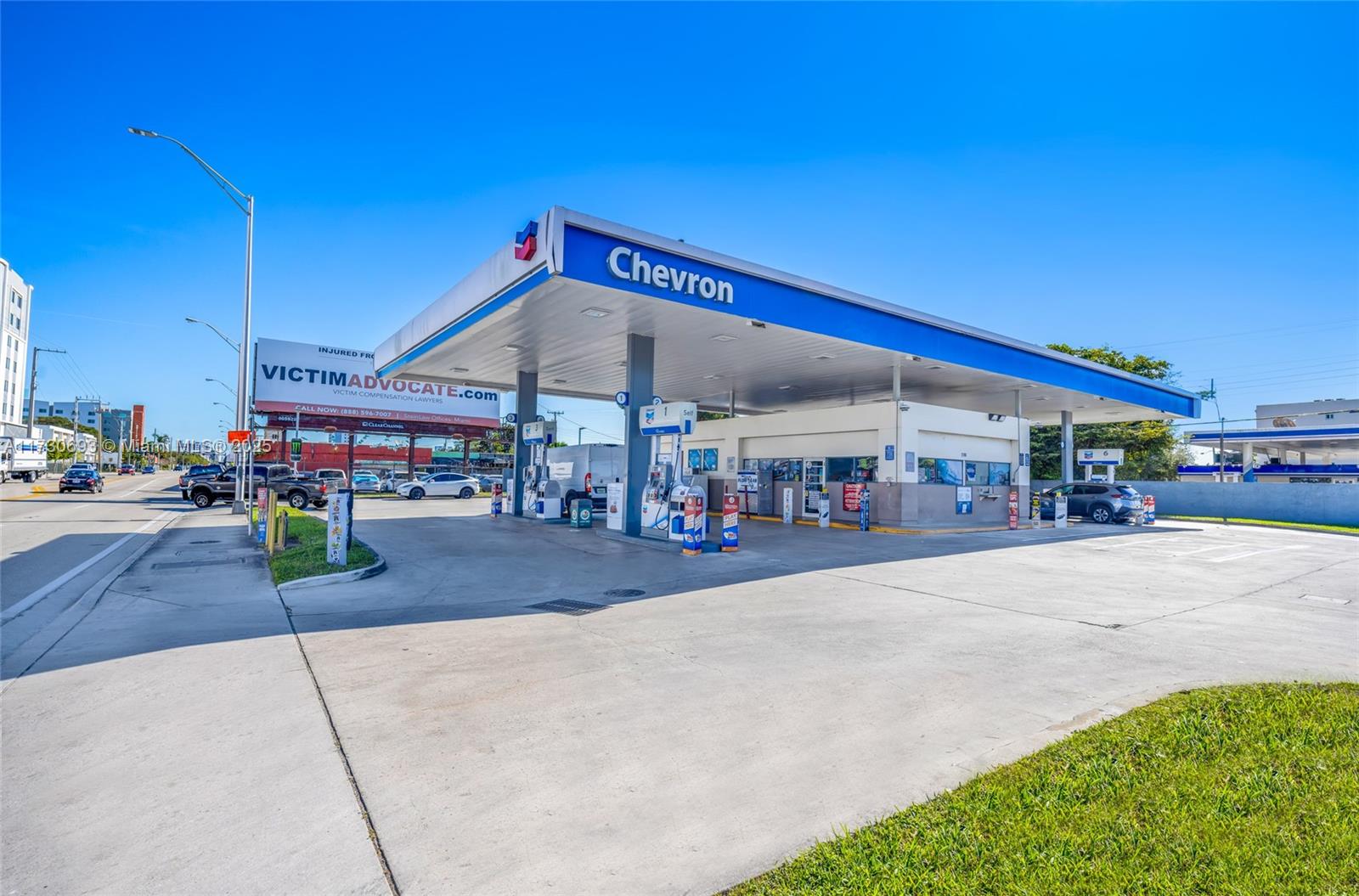 2190 NW 36th St