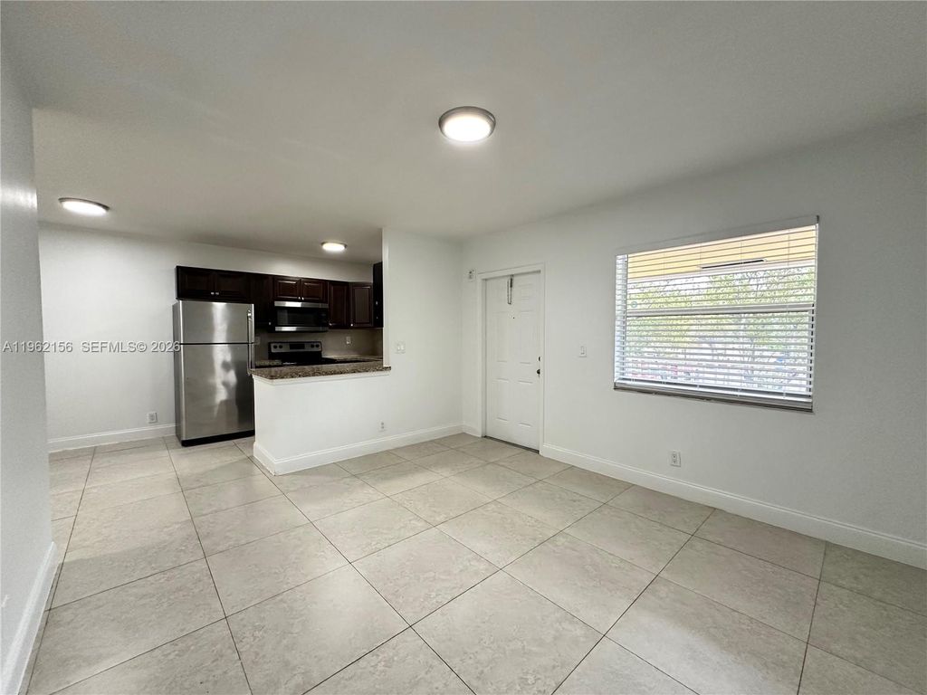 Photo of 2640 NE 8th Ave #15, Wilton Manors, FL 33334 (MLS # A11962156)