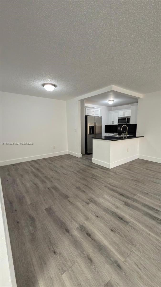 LAGO DEL REY CONDO #2 - Residential