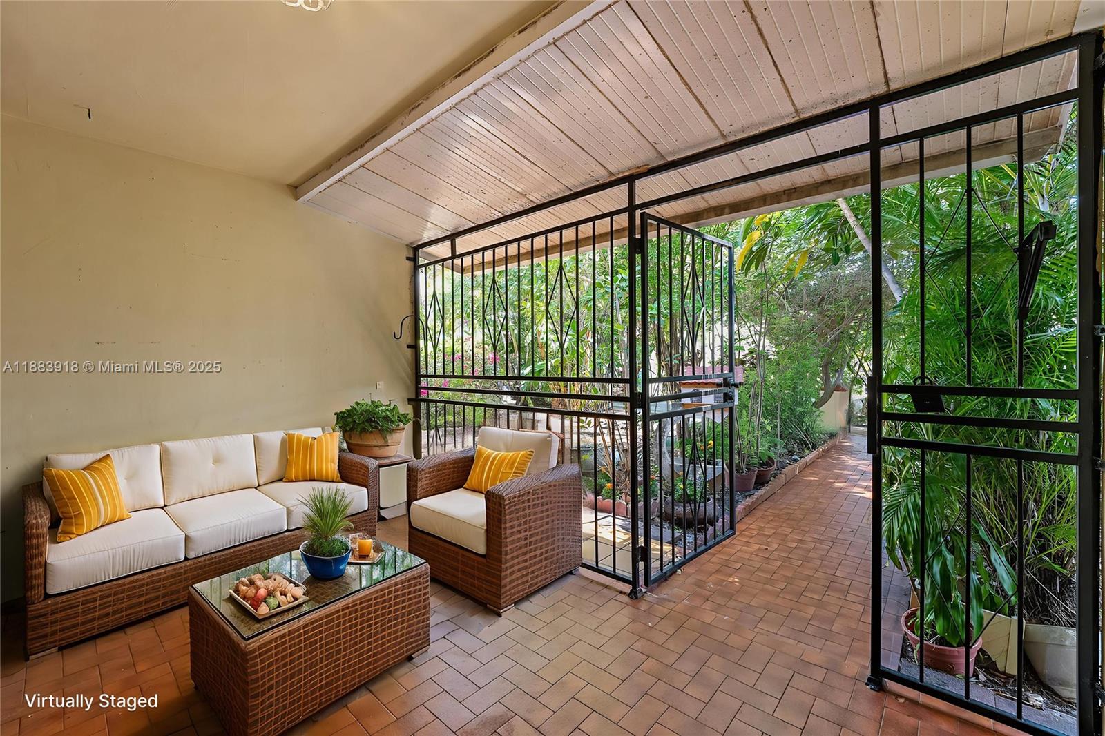 SOUTH SHENANDOAH - Residential