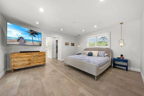 Tiny photo for 15421 SW 79th Ave, Palmetto Bay, FL 33157 (MLS # A12025936)